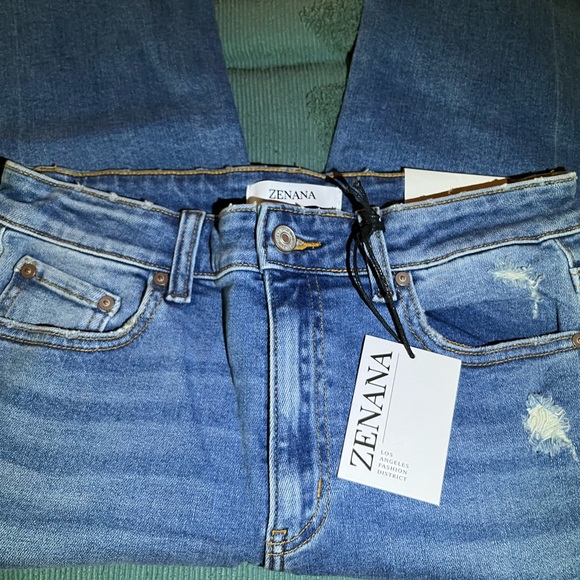 Zenana Flare & Wide Leg Jeans - Picture 3 of 4